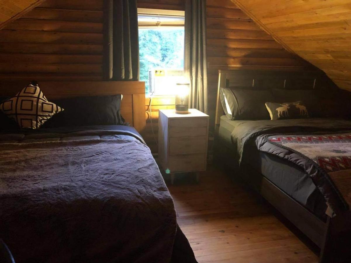 Le chalet au souvenir Bouchette Extérieur photo